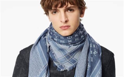 lv keffiyeh stole|Louis Vuitton Faces Backlash for Selling Keffiyeh.